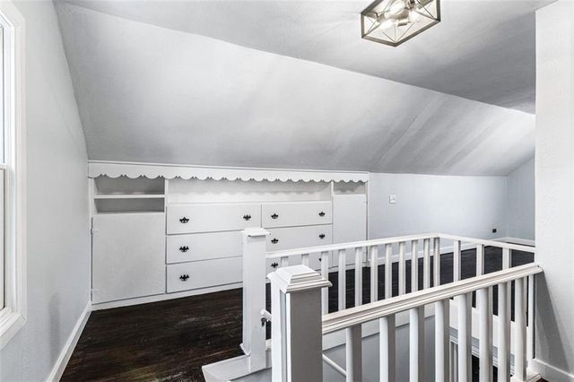 2214 Sherwin Avenue, Eau Claire, WI 54701