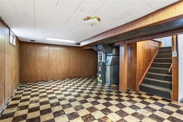 2214 Sherwin Avenue, Eau Claire, WI 54701