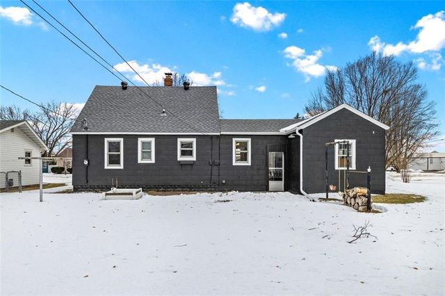 2214 Sherwin Avenue, Eau Claire, WI 54701