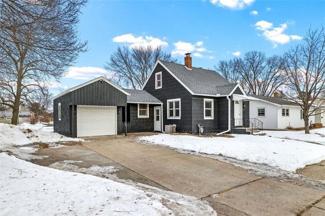 2214 Sherwin Avenue, Eau Claire, WI 54701