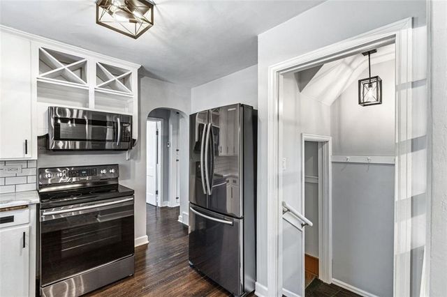 2214 Sherwin Avenue, Eau Claire, WI 54701