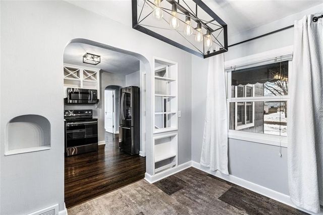 2214 Sherwin Avenue, Eau Claire, WI 54701