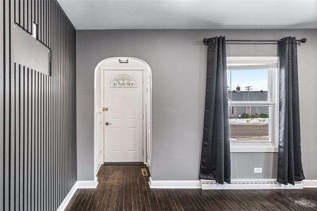 2214 Sherwin Avenue, Eau Claire, WI 54701