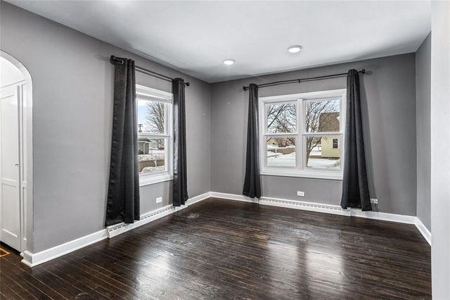 2214 Sherwin Avenue, Eau Claire, WI 54701