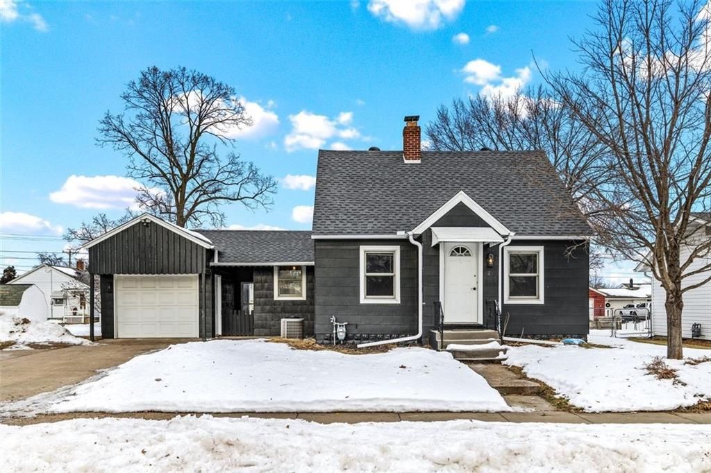 2214 Sherwin Avenue, Eau Claire, WI 54701