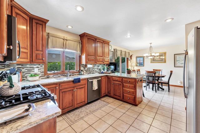 1159 INLET DRIVE, Suamico, WI 54173
