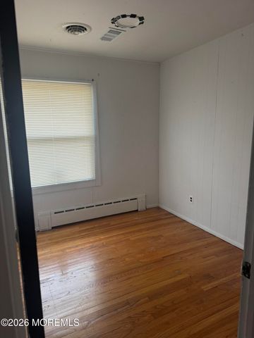 110 Dewey Street, Toms River, NJ 08753