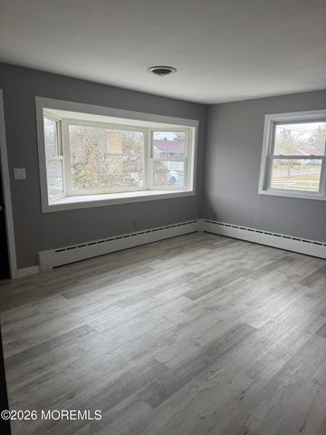 110 Dewey Street, Toms River, NJ 08753