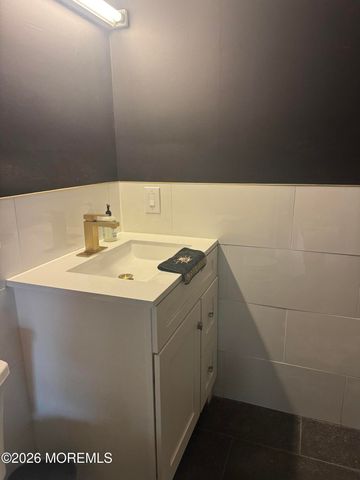 110 Dewey Street, Toms River, NJ 08753