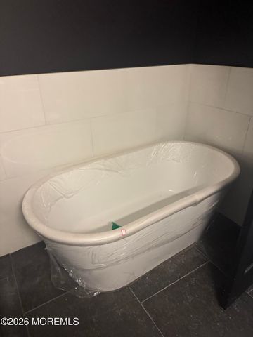 110 Dewey Street, Toms River, NJ 08753