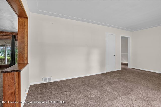 12419 E Greenfield Road, Lansing, MI 48917