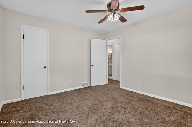 12419 E Greenfield Road, Lansing, MI 48917
