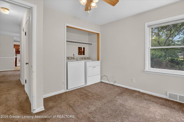 12419 E Greenfield Road, Lansing, MI 48917