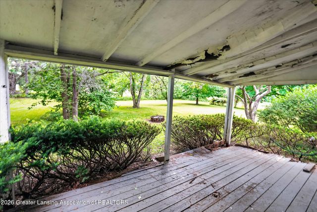 12419 E Greenfield Road, Lansing, MI 48917