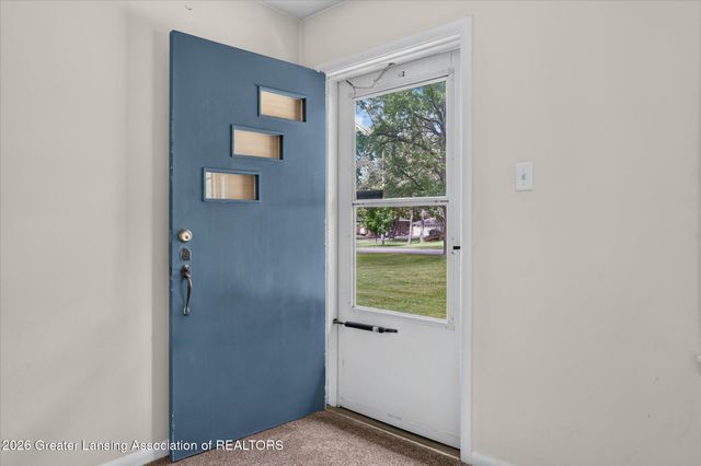 12419 E Greenfield Road, Lansing, MI 48917