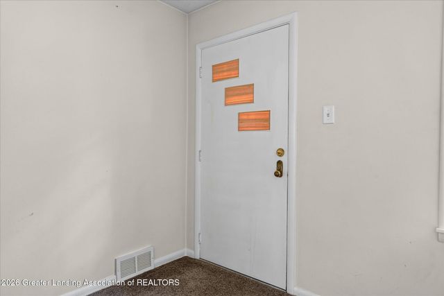 12419 E Greenfield Road, Lansing, MI 48917