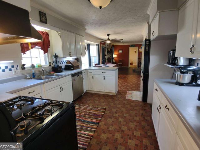 23 The Trail SE, Lindale, GA 30147