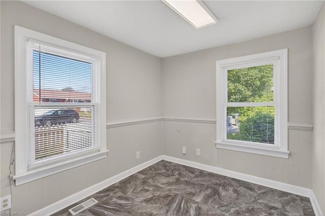 2747 Jamestown AVE, Hampton, VA 23661