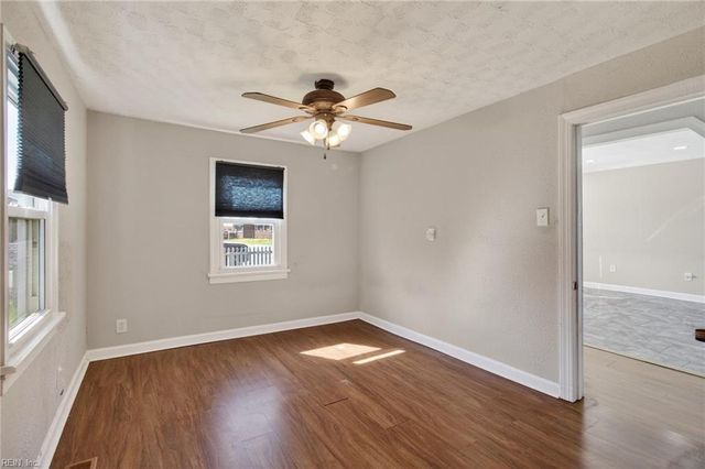 2747 Jamestown AVE, Hampton, VA 23661