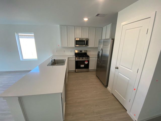 640 Burlina Road, La Marque, TX 77568