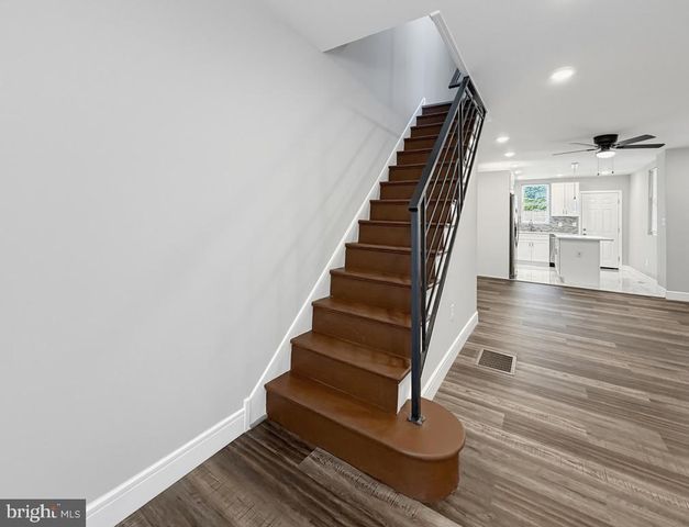 6814 N 7TH ST, Philadelphia, PA 19126