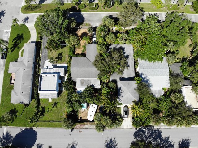 922 S Palmway, Lake Worth Beach, FL 33460