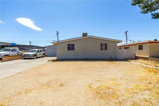 44251 Carolside Avenue, Lancaster, CA 93535