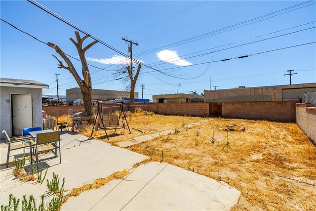 44251 Carolside Avenue, Lancaster, CA 93535