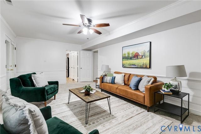5808 Oak Knoll Rd, Midlothian, VA 23112