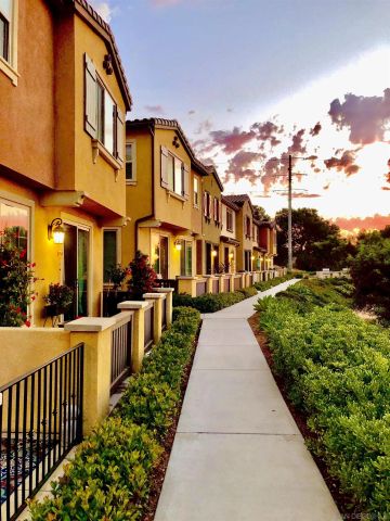 1775 Saltaire Pl 34, San Diego, CA 92154