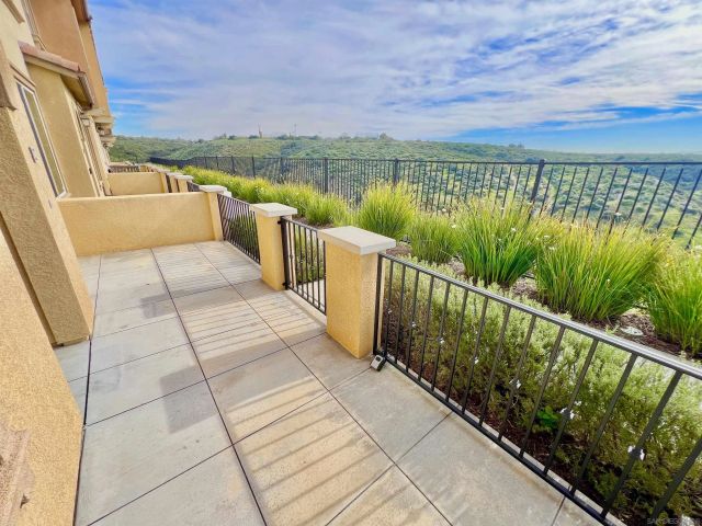 1775 Saltaire Pl 34, San Diego, CA 92154