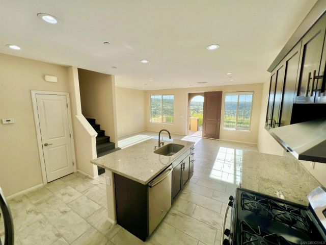 1775 Saltaire Pl 34, San Diego, CA 92154