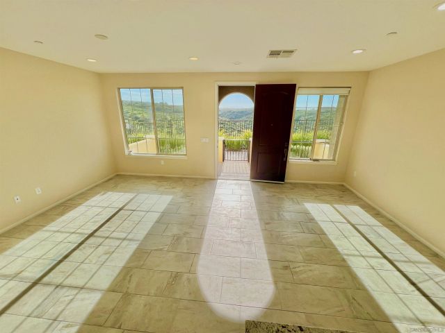 1775 Saltaire Pl 34, San Diego, CA 92154