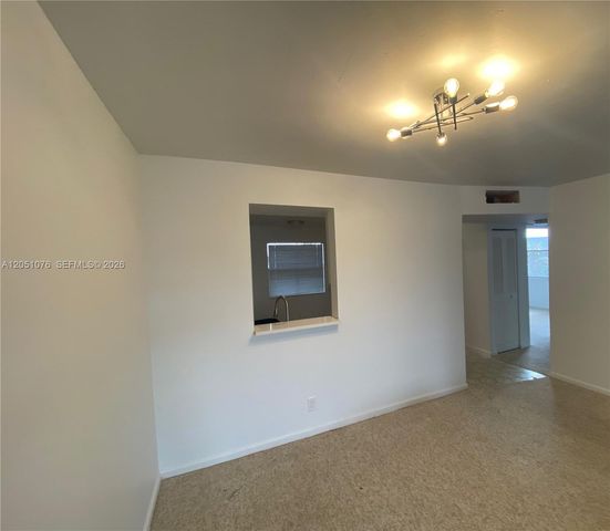 7220 Lake Cir Drive 301, Margate, FL 33063