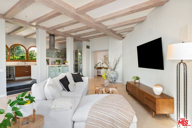 32804 Pacific Coast Highway, Malibu, CA 90265