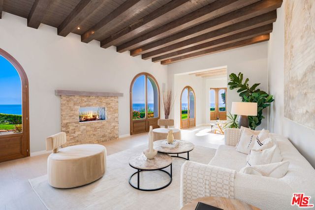 32804 Pacific Coast Highway, Malibu, CA 90265
