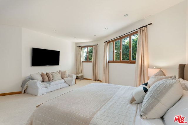 32804 Pacific Coast Highway, Malibu, CA 90265