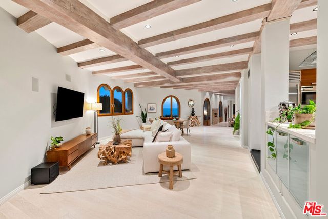 32804 Pacific Coast Highway, Malibu, CA 90265