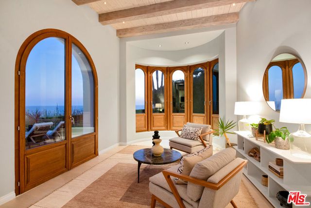 32804 Pacific Coast Highway, Malibu, CA 90265