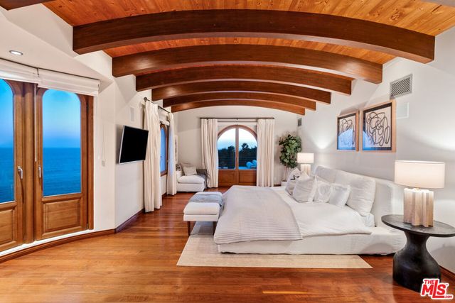 32804 Pacific Coast Highway, Malibu, CA 90265
