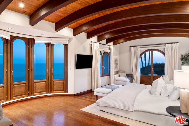 32804 Pacific Coast Highway, Malibu, CA 90265
