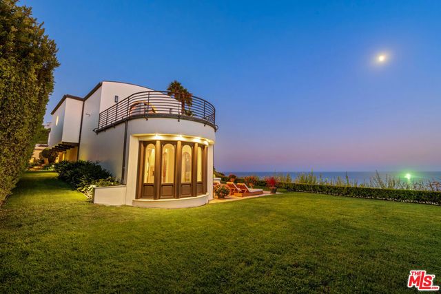 32804 Pacific Coast Highway, Malibu, CA 90265