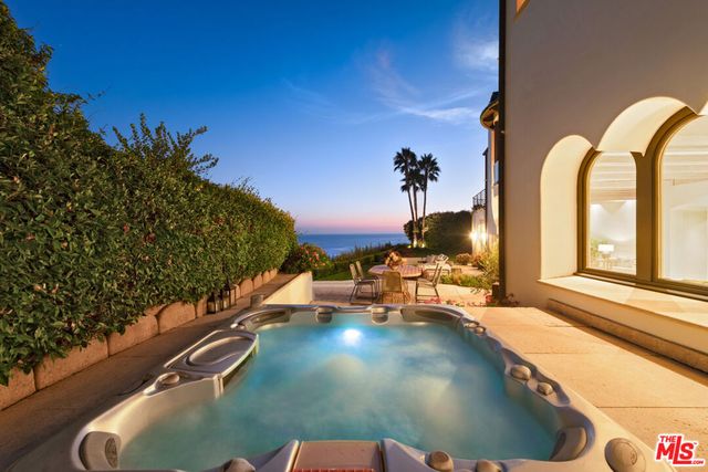 32804 Pacific Coast Highway, Malibu, CA 90265