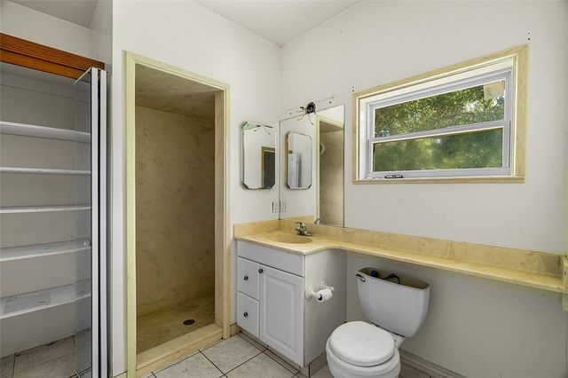 2486 Granada Avenue, Vero Beach, FL 32960