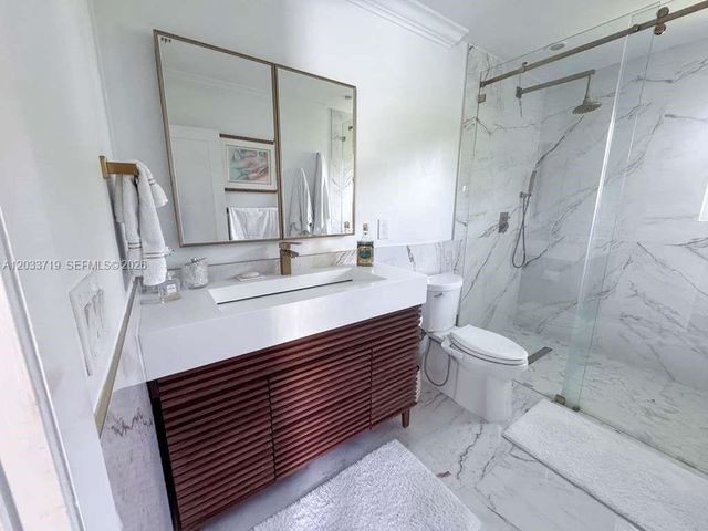 14500 SW 84th Avenue, Palmetto Bay, FL 33158