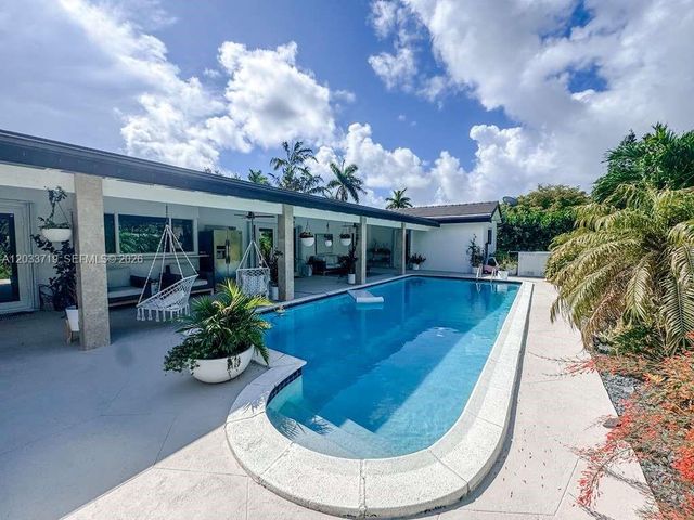 14500 SW 84th Avenue, Palmetto Bay, FL 33158