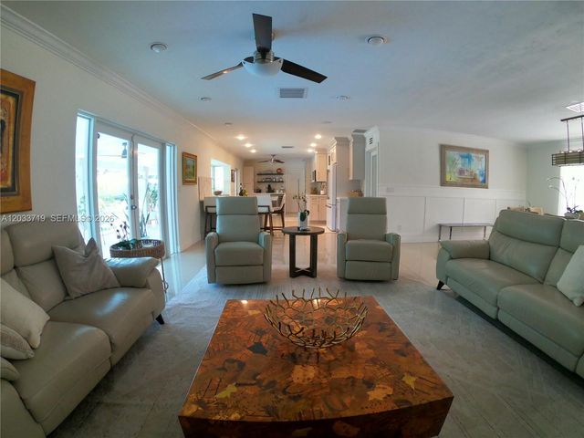 14500 SW 84th Avenue, Palmetto Bay, FL 33158