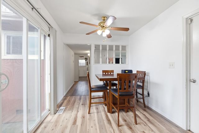 3432 Colonial Dr, Modesto, CA 95350