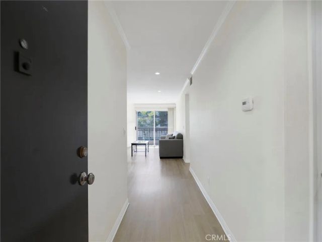 5510 Owensmouth 212, Woodland Hills, CA 91367