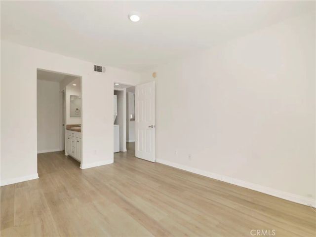 5510 Owensmouth 212, Woodland Hills, CA 91367